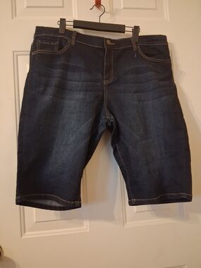 New York & Company Dark Blue Women Denim Jean Shorts